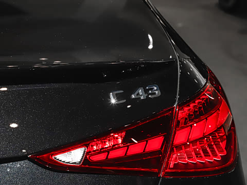 2026�� AMG C 43 4MATIC