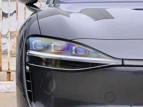 2025�� ���� Ultra��������