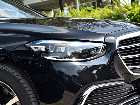 2026�� S 400 L ������