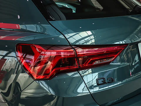 2026�� quattro 45�����ذ� 40TFSI ʱ�ж�����