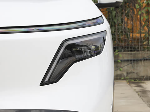 2026�� ���� 310 Max