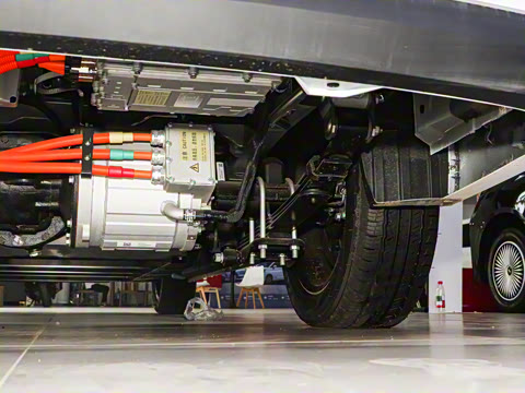 2025�� 401KM ������м�Ӫ�� 8��