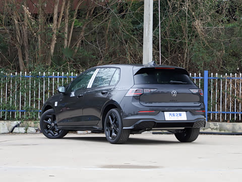 2026�� 300TSI R-Line