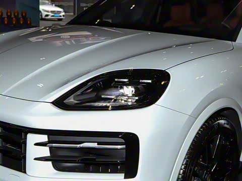 2026�� Cayenne Coup�� 3.0T