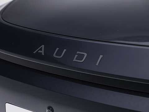 2026�� �ȷ�quattro��