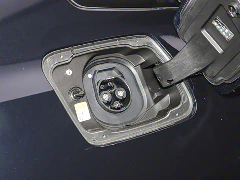 2025�� eDrive 40L M�˶���װ