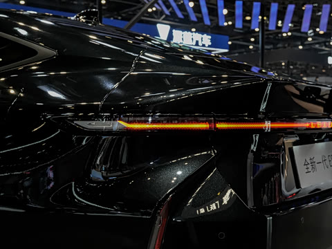 2026�� 300h