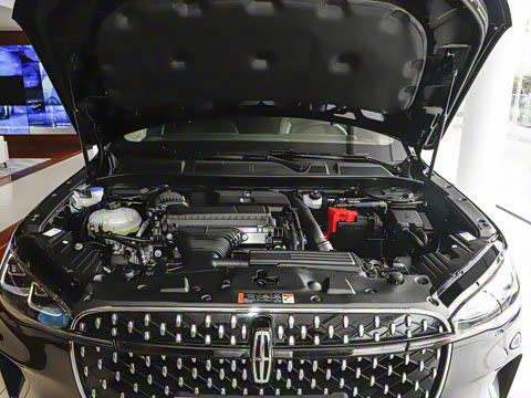 2025�� 2.0T ����������