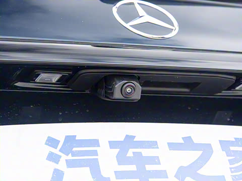 2026�� GLC 300 L 4MATIC ������ 5��