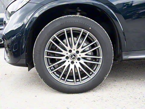 2026�� GLC 300 L 4MATIC ������ 5��