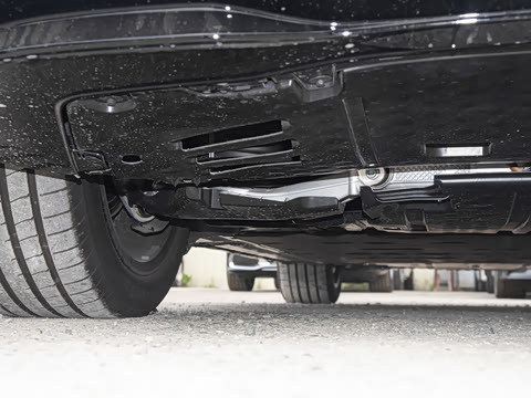 2025�� EQS 680 ���ݰ�