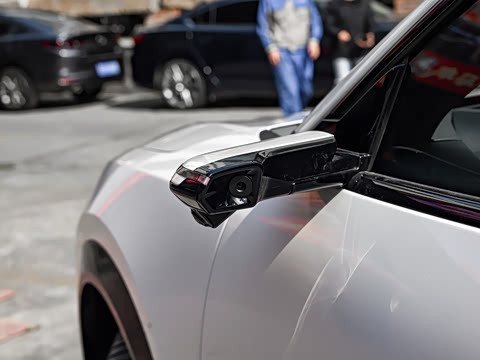 2026�� ����600 Max�˶���