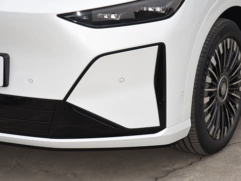 2026�� ���� 750 Ultra