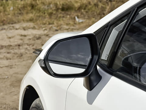 2026�� ����L ���ܵ��˫�� 1.8L ���Ȱ�