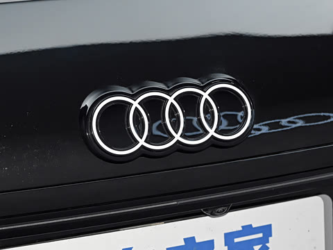 2026�� 2.0T quattro ������	