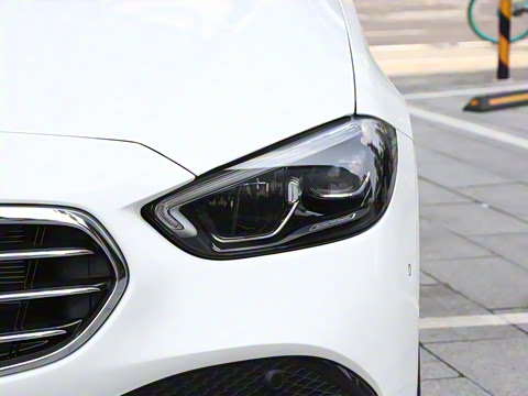 2025�� �Ŀ� C 260 L