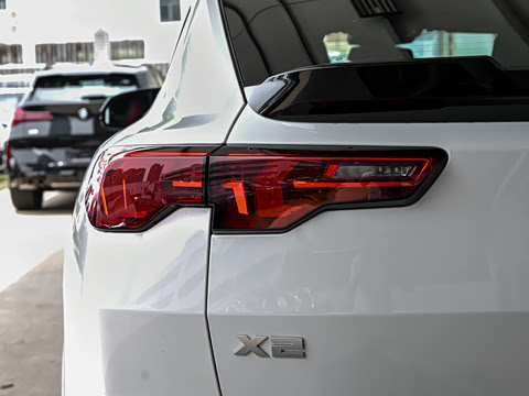 2026�� M35i