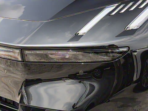 2025�� 240����Ultra�˶���