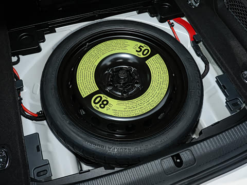 2026�� 200���������� 40 TFSI ����������