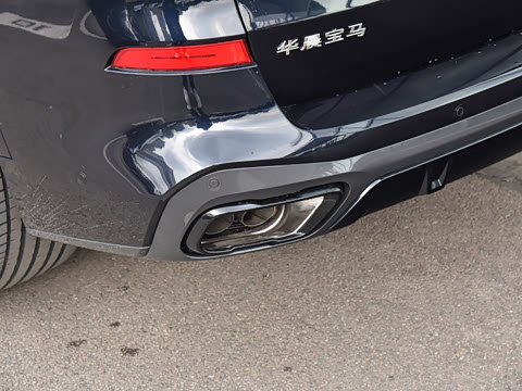 2026�� �Ŀ� xDrive 40Li ������M�˶���ҹ��װ