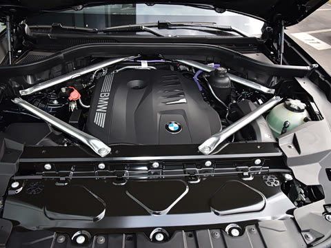 2026�� �Ŀ� xDrive 40Li ������M�˶���ҹ��װ