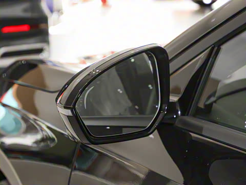 2025�� EM-i 70km ������