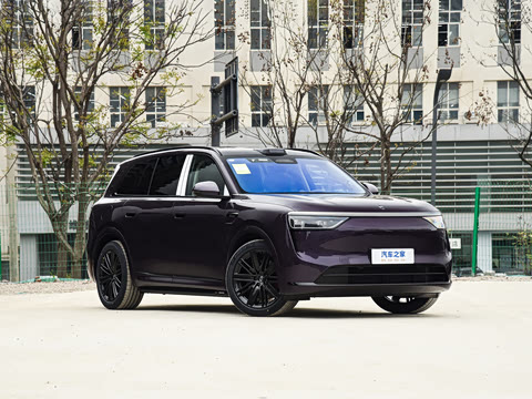 2025�� ���� Ultra�� 53.4kWh 6���� (896�߼����״