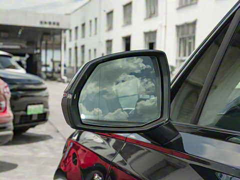 2025�� 55 TFSI quattro S line����ʿ��