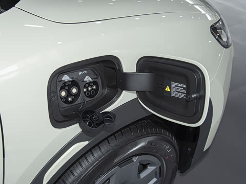 2025�� 301KM �캽��