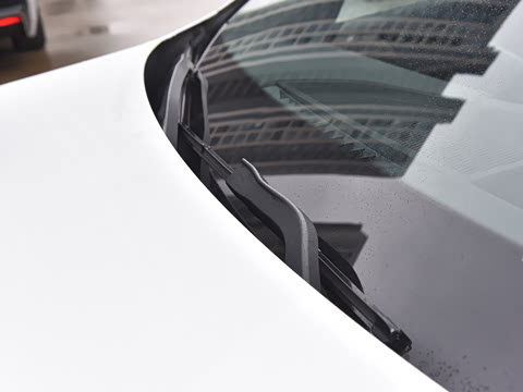 2026�� �Ŀ� 530Li ������ M�˶���װ