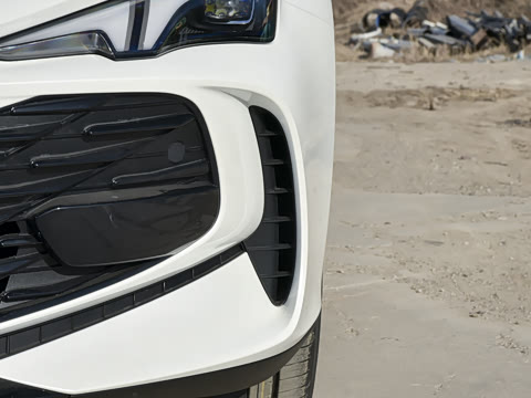 2026�� 2.0T 405 AT������