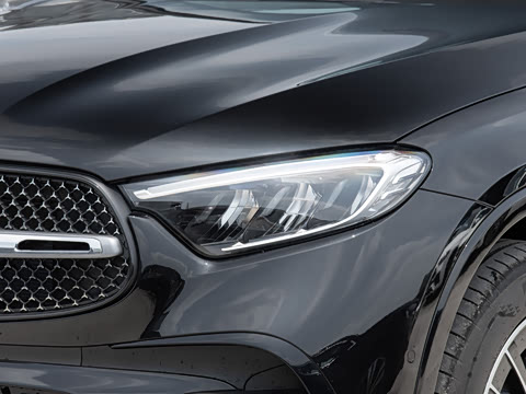 2026�� �Ŀ� GLC 260 L 4MATIC ������