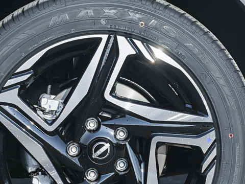 2025�� �Ŀ� ���� 2.0L CVT XV+���Ȱ�