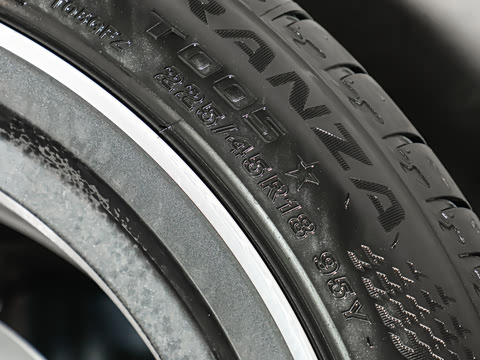 2026�� 325i M�˶���װ