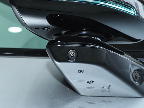 2025�� 750 �������� Ultra