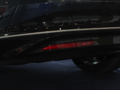 2025�� 102kWh ��ƽ���ر��