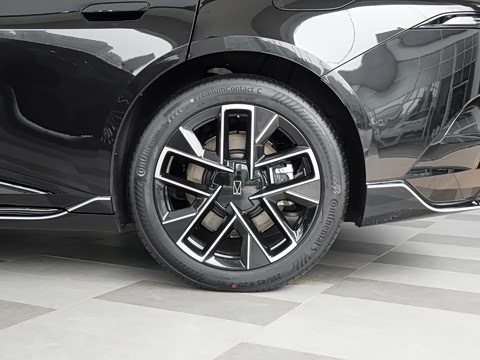 2026�� Max ˫��������