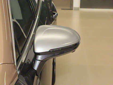 2026�� 4.0T V8 Mulliner