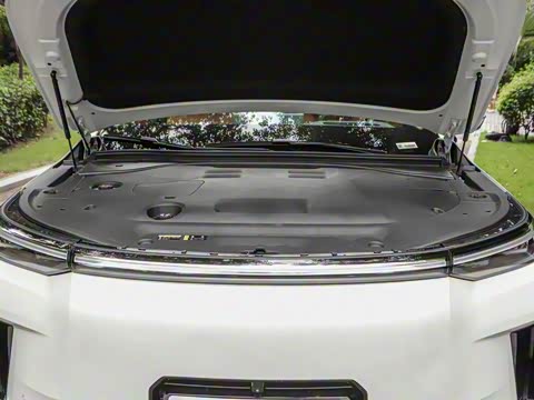 2025�� Ǭ�� UItra 6��