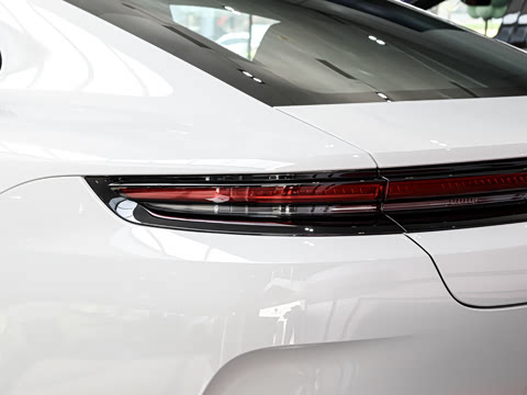 2026�� Panamera ������ 2.9T