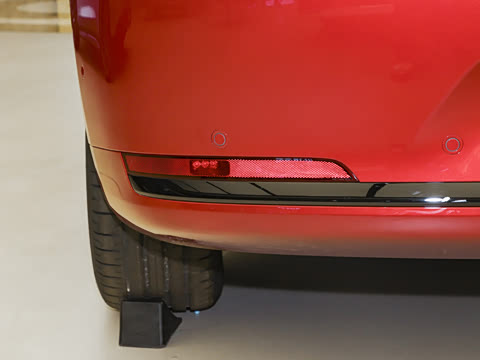 2025�� ����   Ultra ������