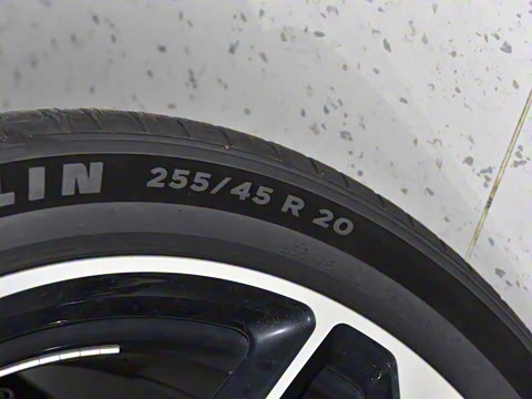 2025�� �������� Max �콢��