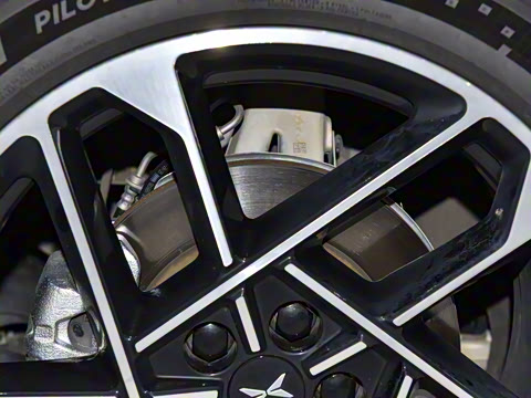 2025�� �������� Max �콢��