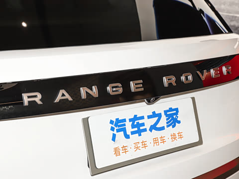 2025�� 4.4 V8 SV���ٴ����ӳ��� 4��