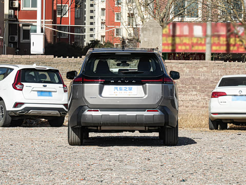 2026�� 2.0L ����������