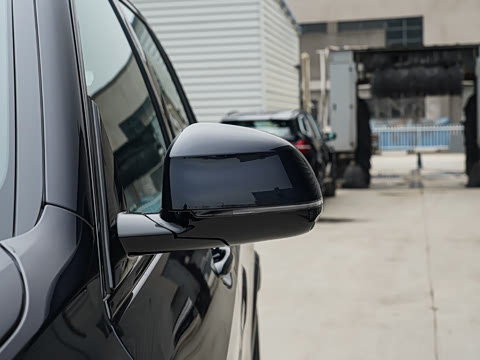 2026�� �Ŀ� xDrive 40Li M�˶���ҹ��װ