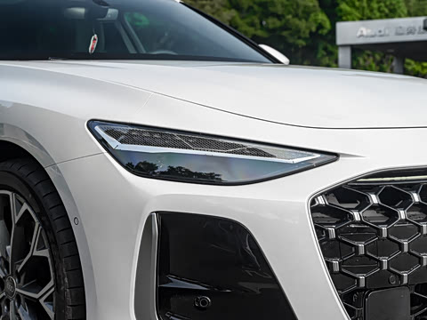 2026�� 2.0T quattro ������