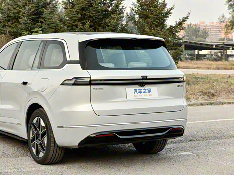 2025�� �Ŀ� ����Max