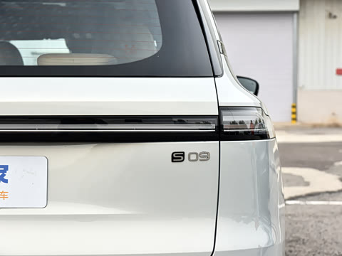 2025�� ����Ultra+����������