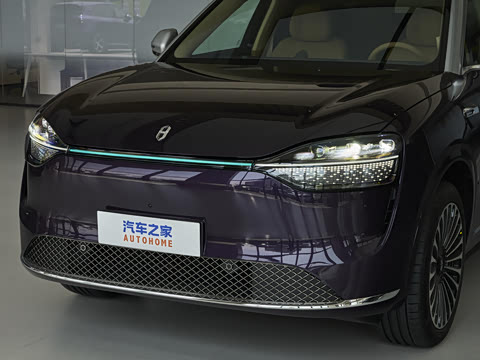 2025�� ���� Ultra�� 100kWh 4���� (192�߼����״